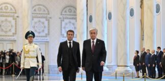 Президенты Казахстана и Франции подписали ряд документов