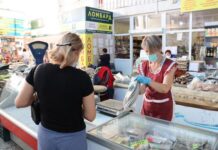 Какие сезонные продукты лучше хватать на рынках Костаная этой зимой, пока их цена не улетела в тридорога